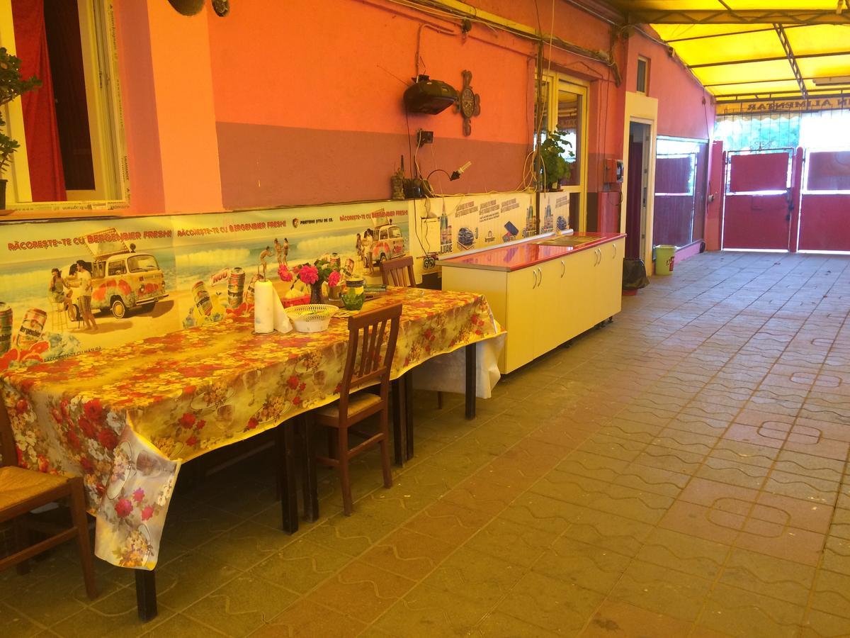 Hostel Casa Roz *